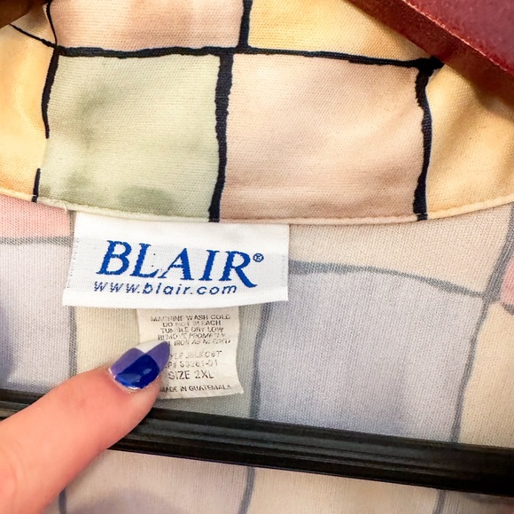 Vintage Retro Pastel Checkered Women’s Blouse - Picture 4 of 4